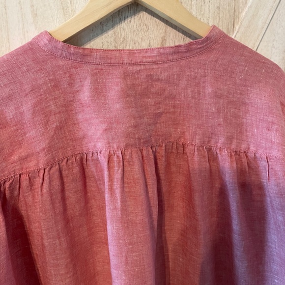 Soft red linen shirt - Picture 3 of 5